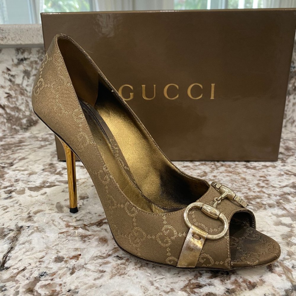 Gucci Brown and Gold Horsebit Peep Toe Heels Size 8.5
